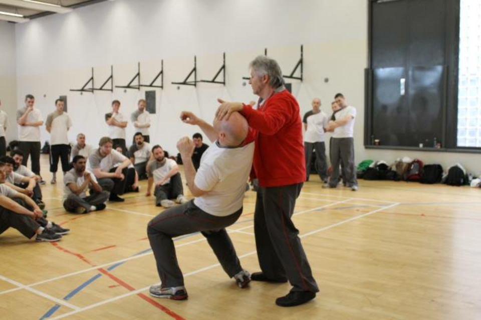 Dai-Sifu Tausend drops Si-Hing Daragh Breathanch